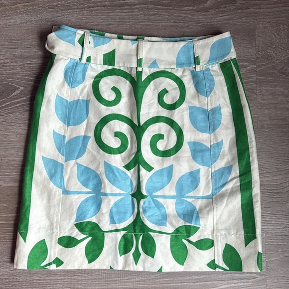 Tory Burch Vintage-Inspired Green & Blue Leaf Print Mini Skirt with Belt 4 - Picture 6 of 7